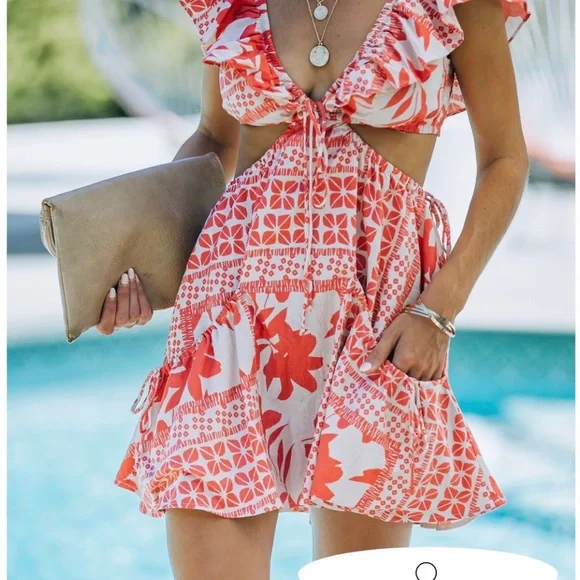 Never worn Vici Alesha Linen Blend Pocketed Cutout Mini Dress. - Picture 3 of 4